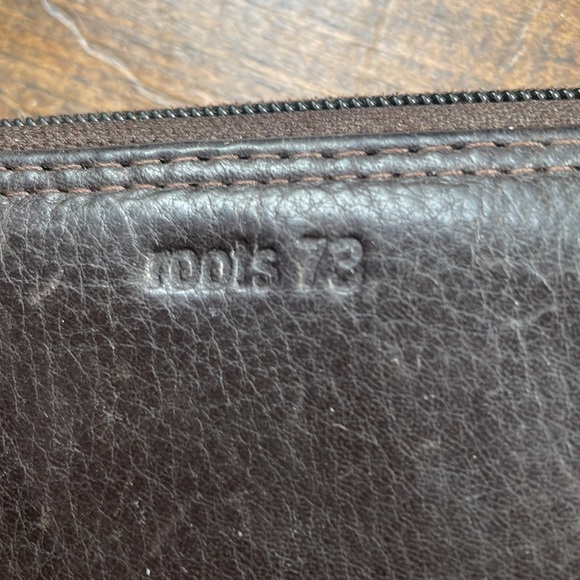 Genuine Leather Roots 73 Wallet - Picture 2 of 4